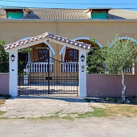 Apartament Tria Liodendra Corfu-sun Petrití