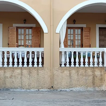 Lägenhet Tria Liodendra Corfu-sun
