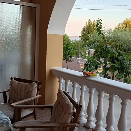 Lägenhet Tria Liodendra Corfu-sun *