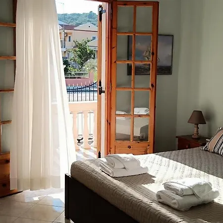 Апартаменты Tria Liodendra Corfu-sun Petriti (Corfu)