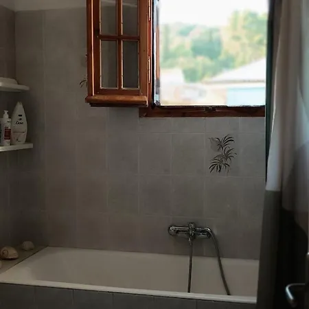 Апартаменты Tria Liodendra Corfu-sun *