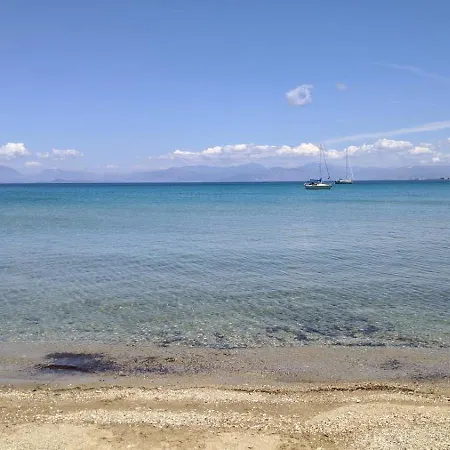 Tria Liodendra Corfu-sun Lägenhet Petrití