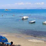 Tria Liodendra Corfu-sun Apartament Petrití