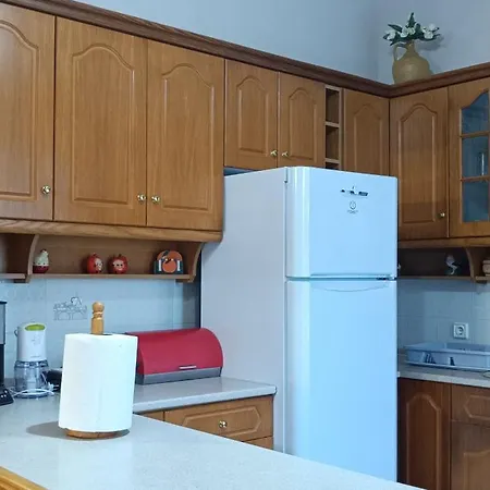 Tria Liodendra Corfu-sun Apartman Petrití