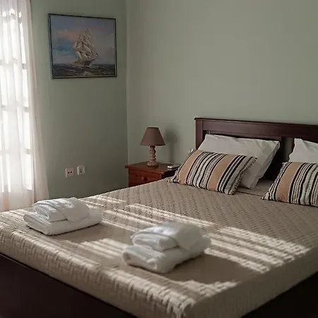 Apartman Tria Liodendra Corfu-sun *