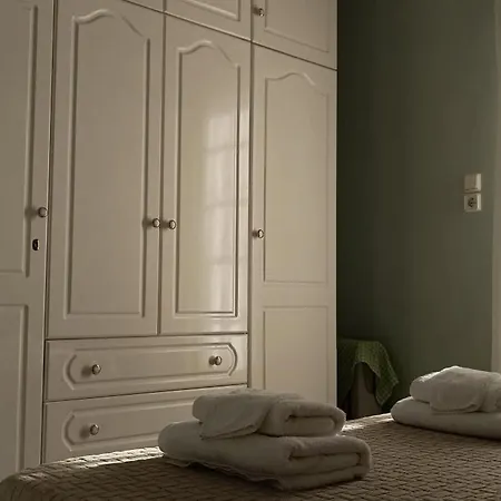 Tria Liodendra Corfu-sun *