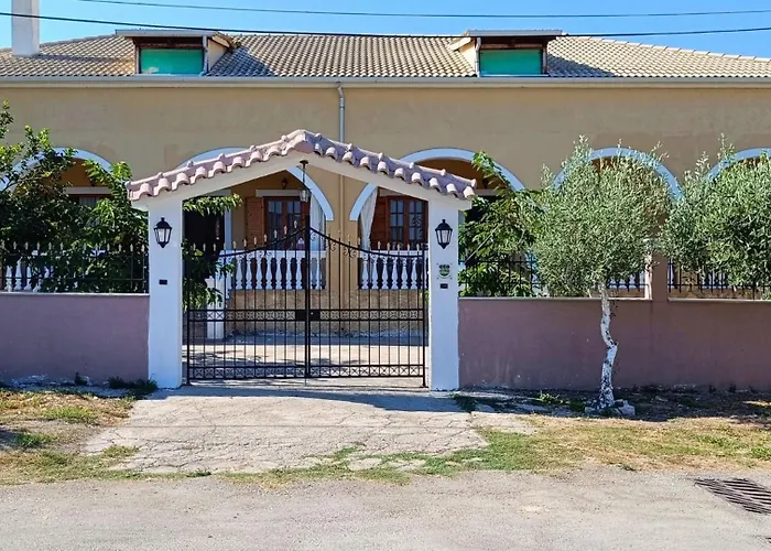 Apartman Tria Liodendra Corfu-sun Petrití