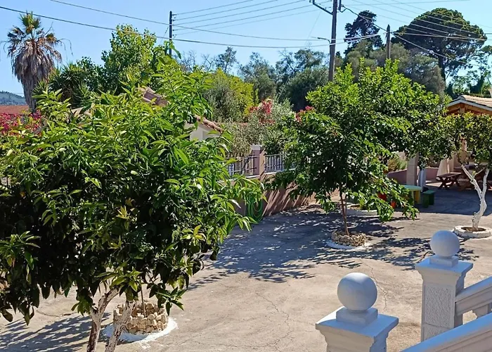 Apartman Tria Liodendra Corfu-sun *